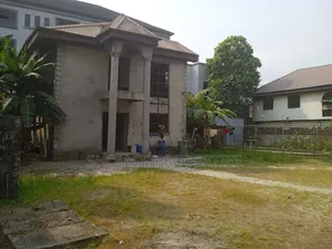5bdrm Duplex in Gra Phase 3 for sale