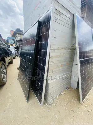450watts 120cells Original Canadian Mono Half-Cut Solar Panels