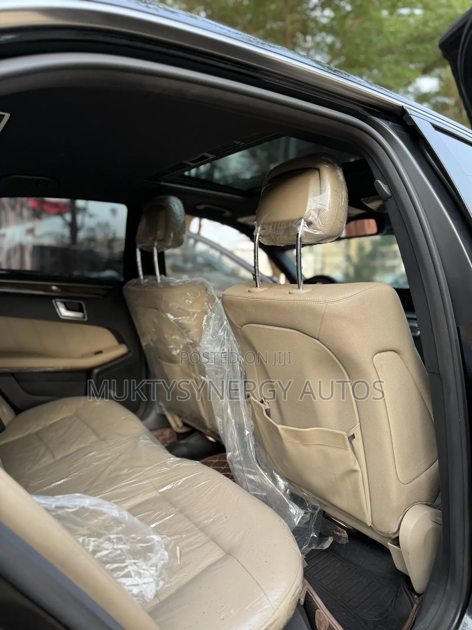 Mercedes-Benz E350 2011 Black