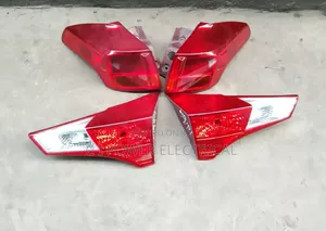 Photo - Rav 4 2015 Model Break Light