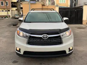 Toyota Highlander Limited 4x4 V6 (3.5L 6cyl 8A) 2017 White