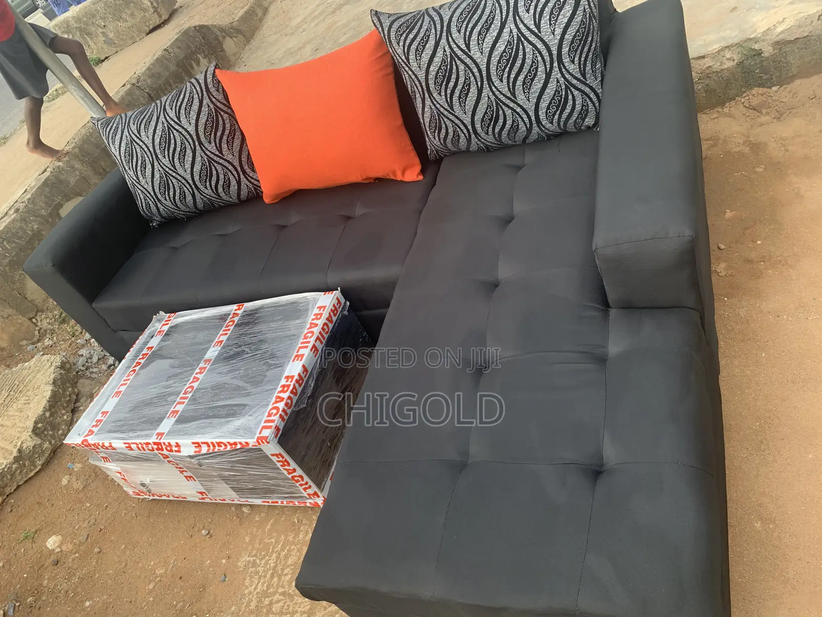 Beautiful L Shaped With Table Solid Material