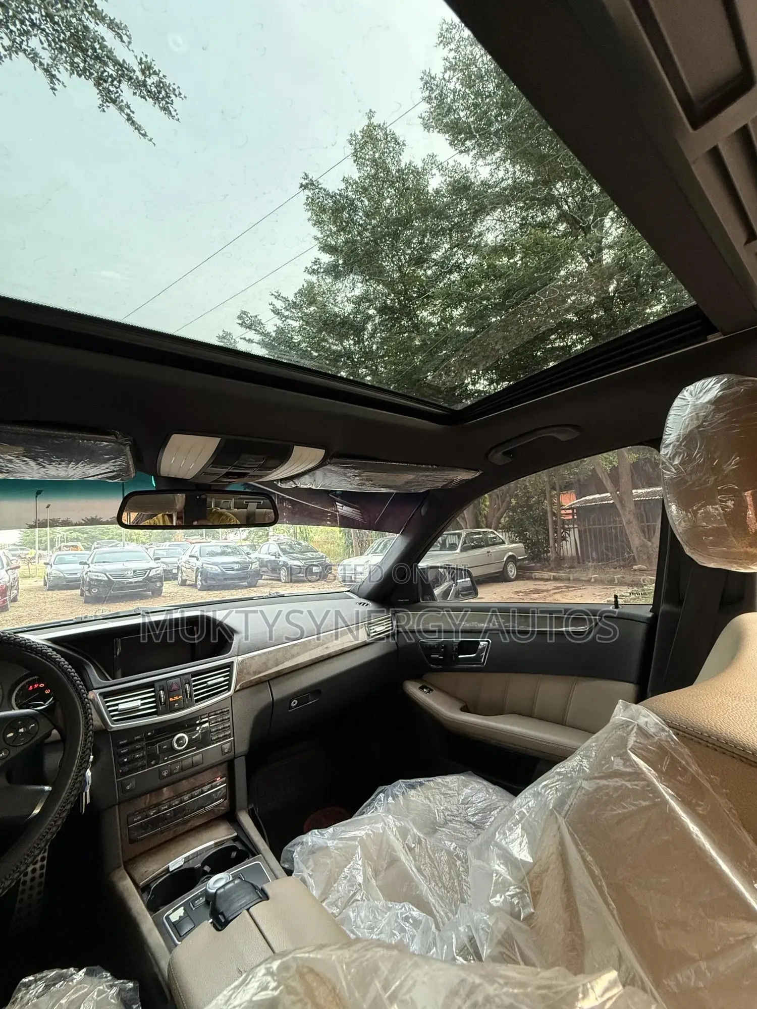 Mercedes-Benz E350 2011 Black