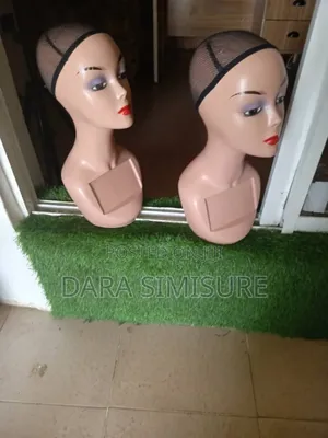 Mannequins Heads Each