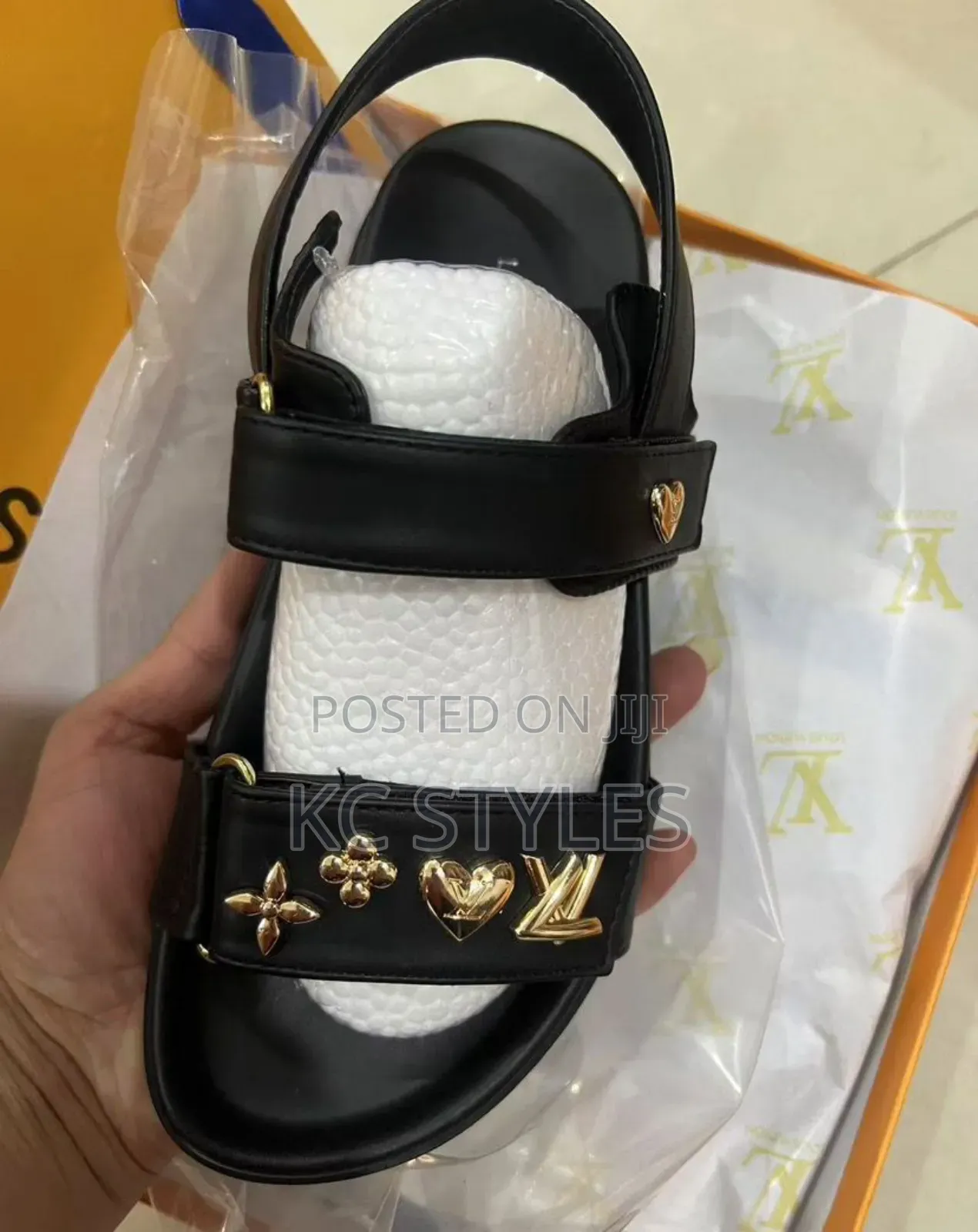 Luxury (Super Master Piece) Louis Vuitton Sandals