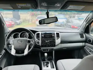 Toyota Tacoma Double Cab V6 Automatic 2012 Gray