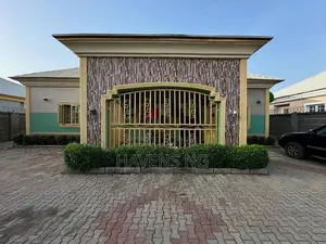 Furnished 3bdrm Bungalow in FHA for sale