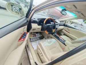 Lexus RX 350 2010 Gold