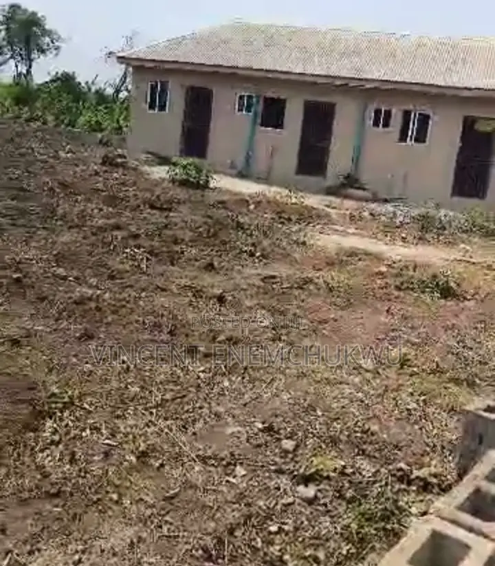 New Building on One (1) Plot in Ajebo Simawa