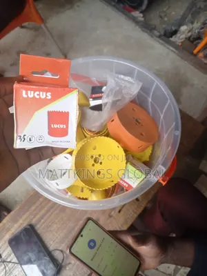 Holesaw Cutter