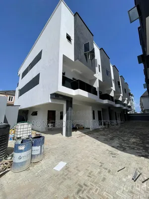 3bdrm Apartment in Agungi for sale