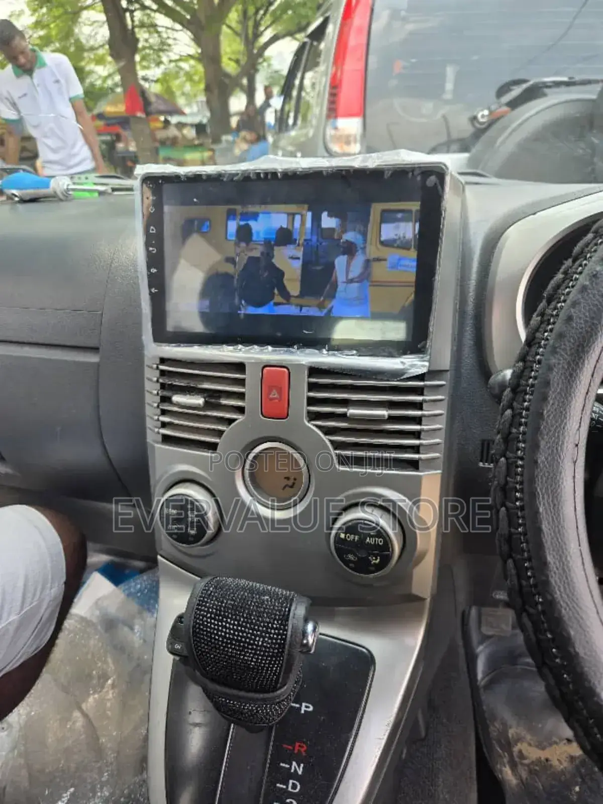 Toyota Rush 2006-2017 Android Player + Reverse Camera
