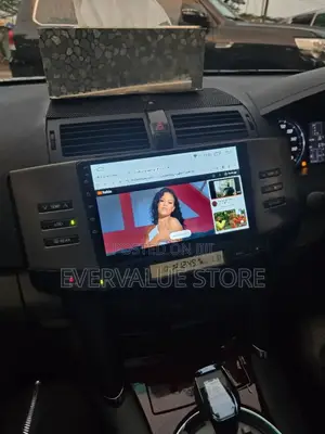 Toyota Mark X Android Player + Reverse Camera