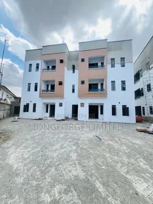 2bdrm Apartment in Ikeja for sale