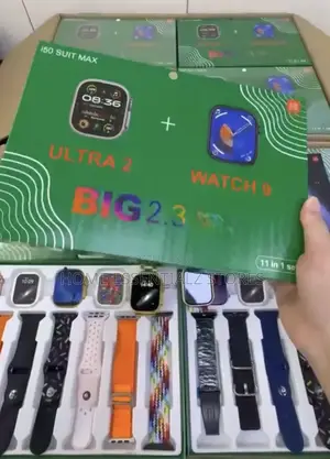 Smart Wristwatch With Extra Bands