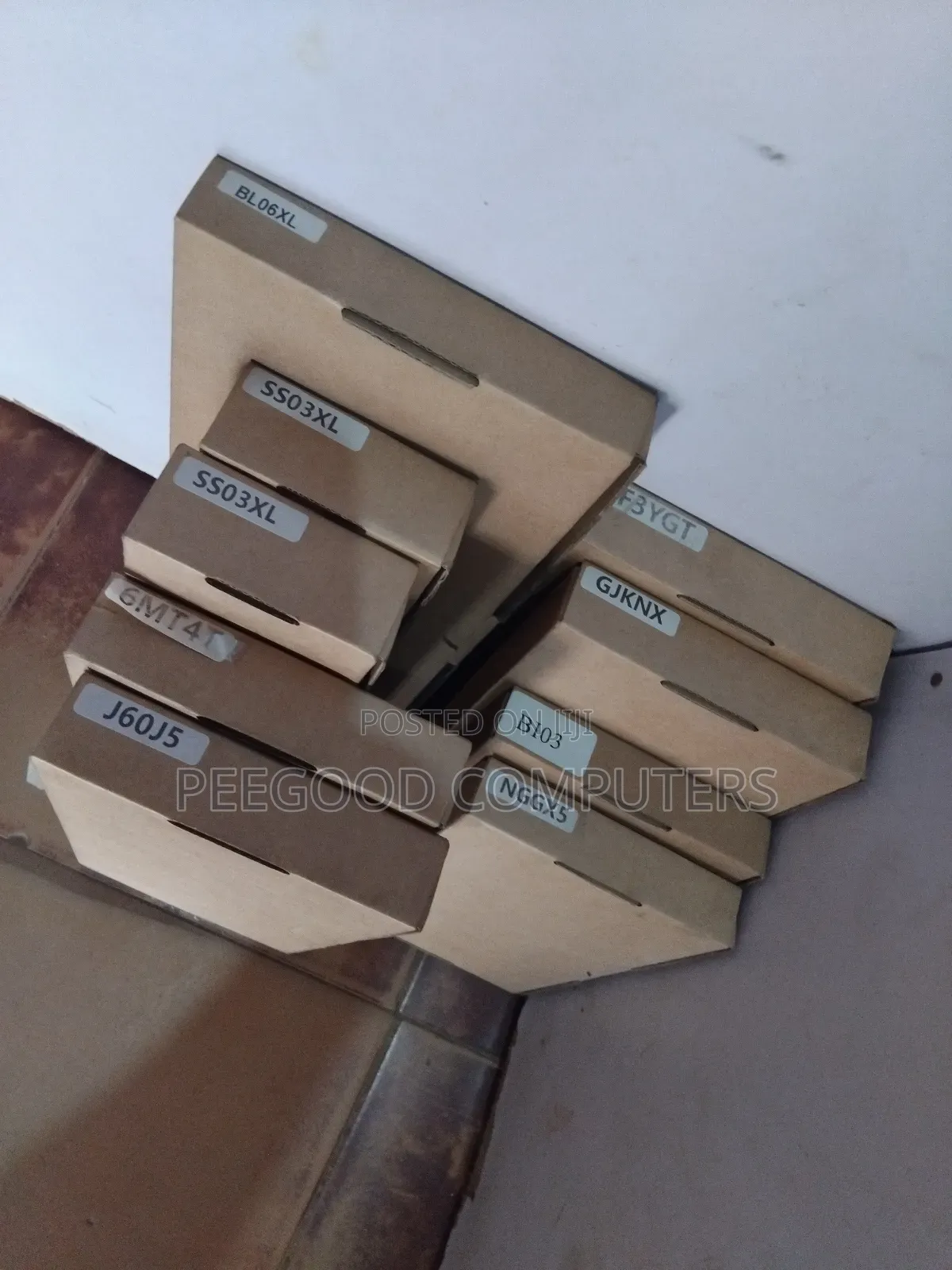 Inbuilt Laptop Batteries