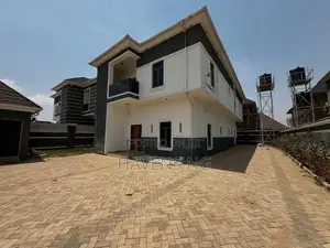 4bdrm Duplex in Galadimawa for sale