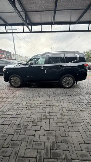 New Toyota Land Cruiser 2023 Black