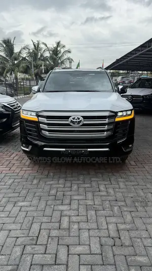 New Toyota Land Cruiser 2023 Black