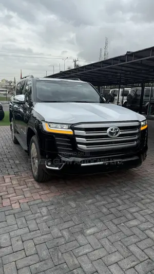 New Toyota Land Cruiser 2023 Black