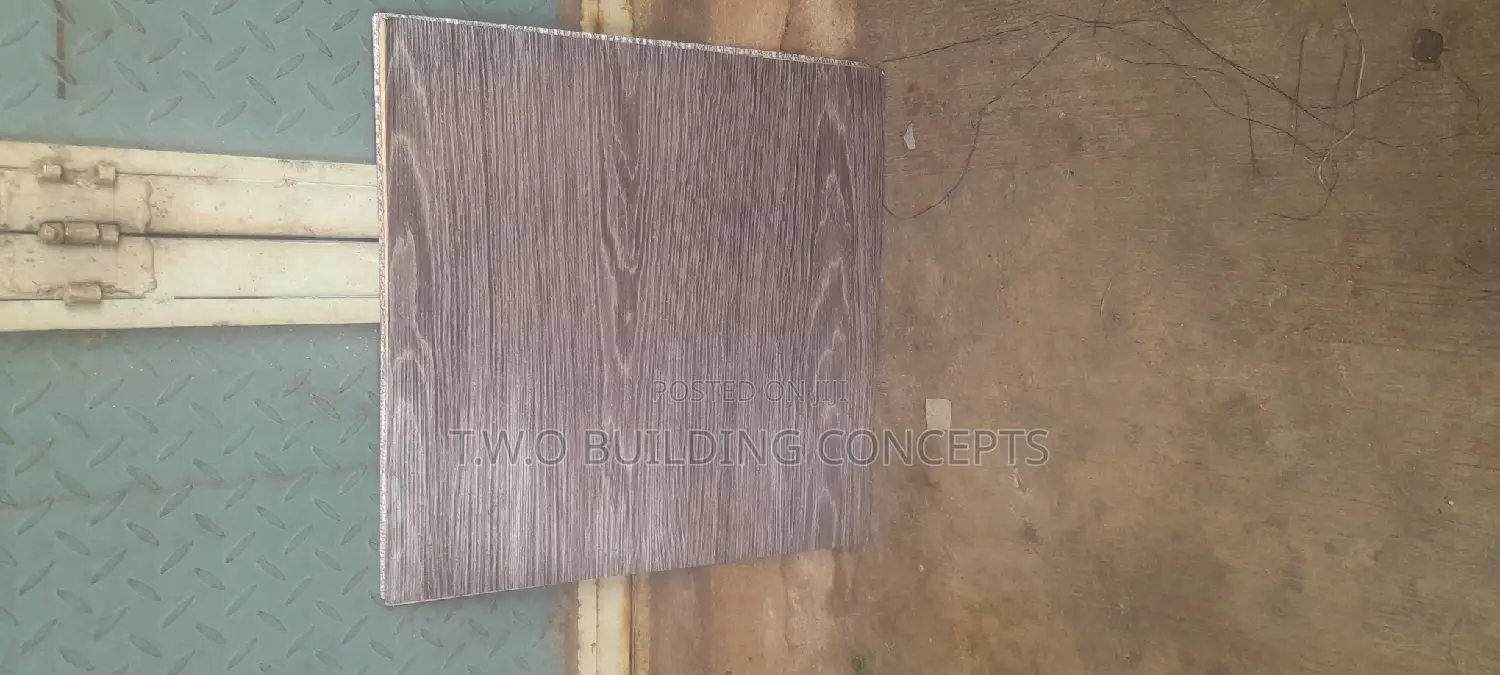 Vinyl Floor 2mm 45cm/45cm