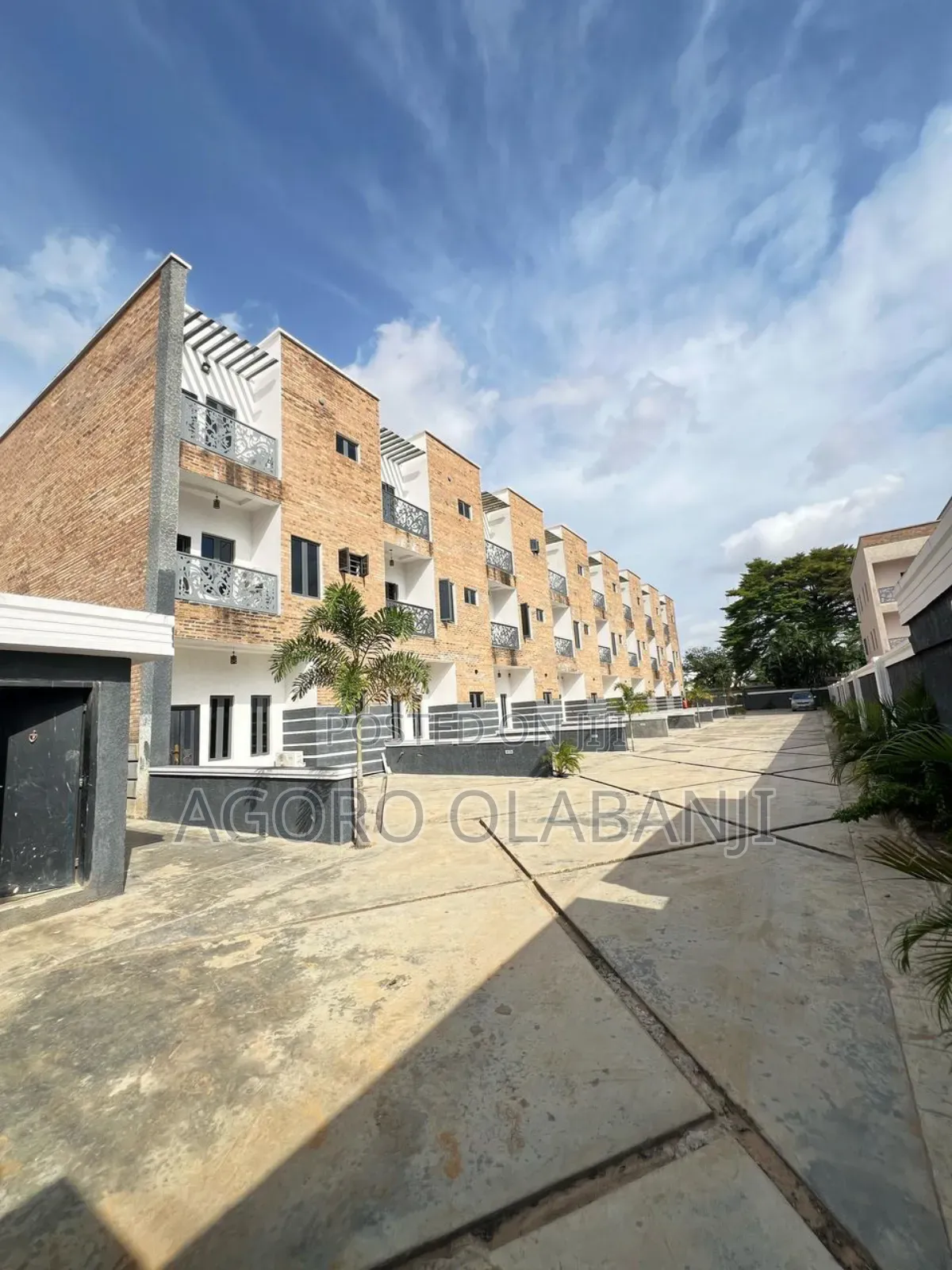 4bdrm Duplex in Ikeja GRA for sale