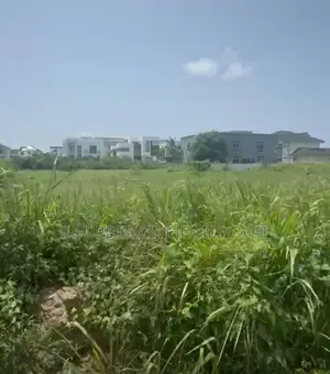 1200sqm of Land