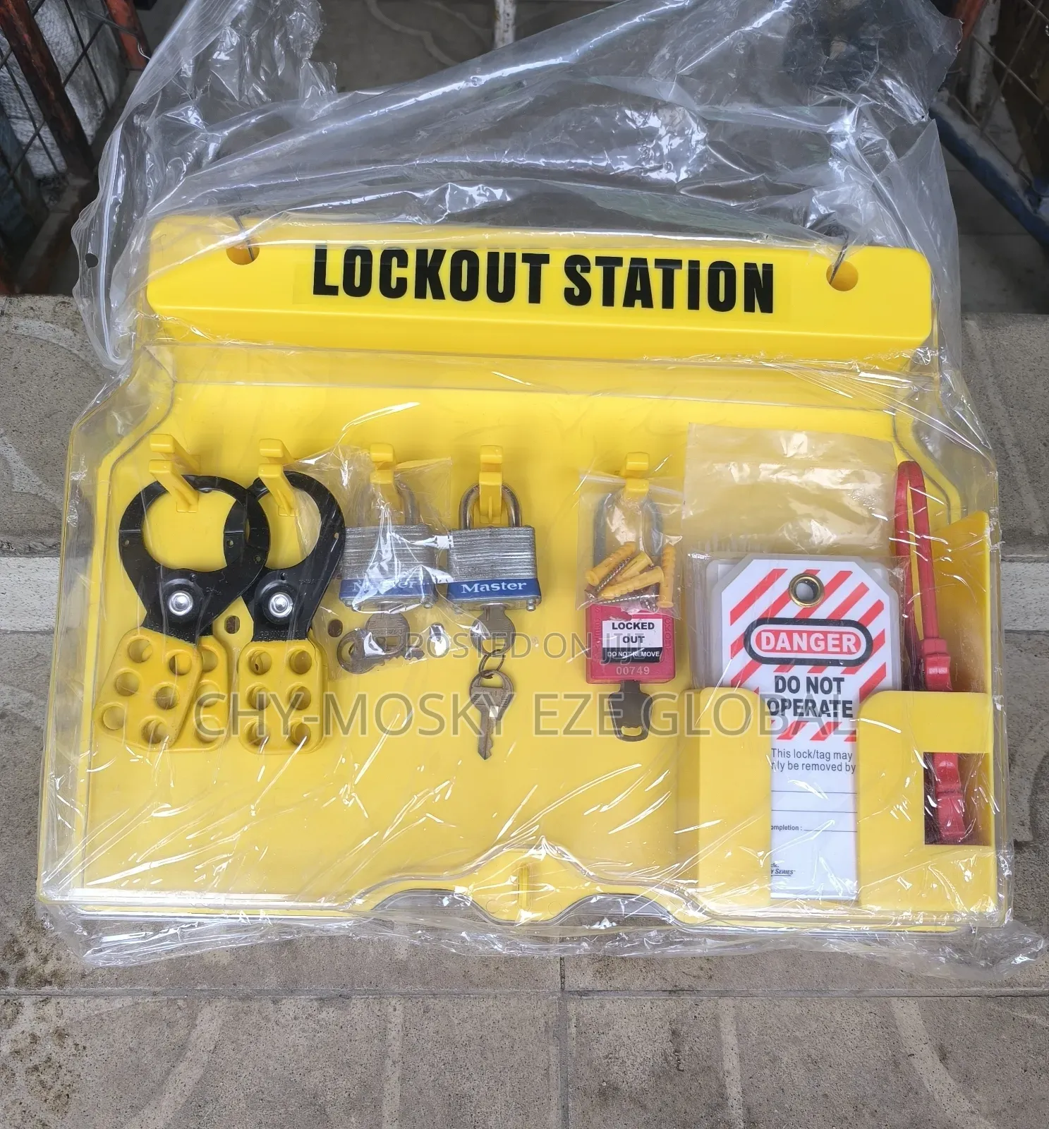 Lockout/Lock Out Station