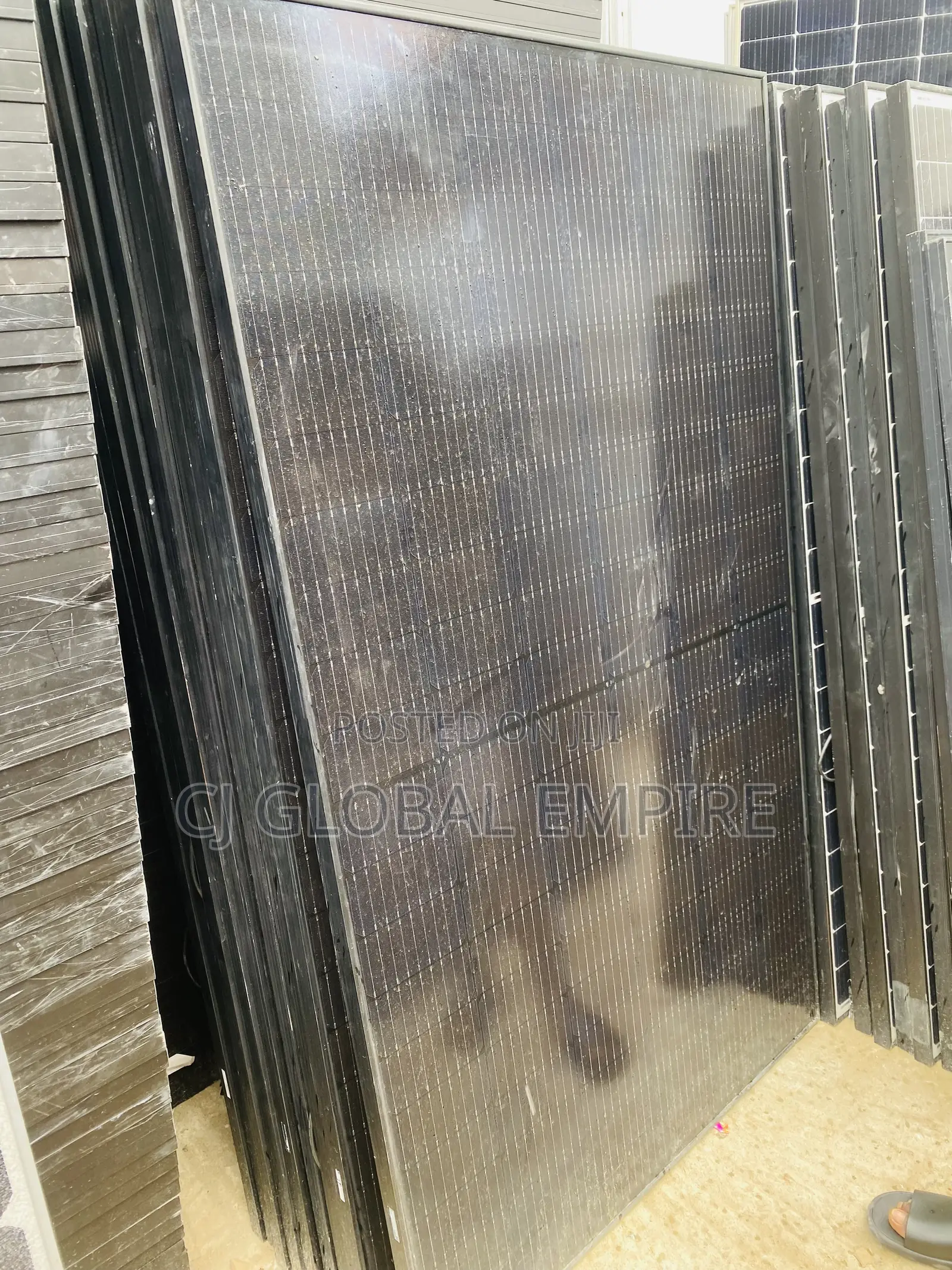 530w Jinko Solar Panel
