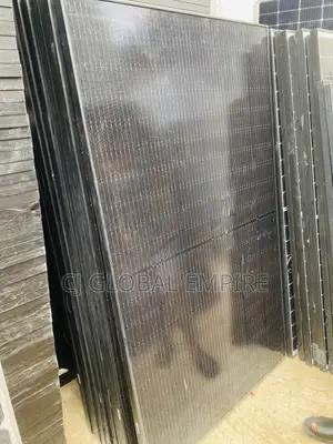 530w Jinko Solar Panel