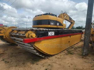 Photo - Caterpillar Swamp Buggy
