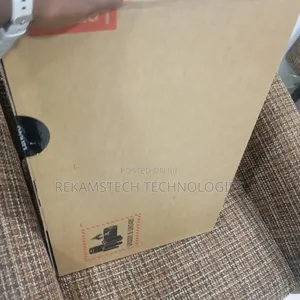 New Laptop Lenovo LOQ 15IRH8 12GB Intel Core I5 SSD 512GB