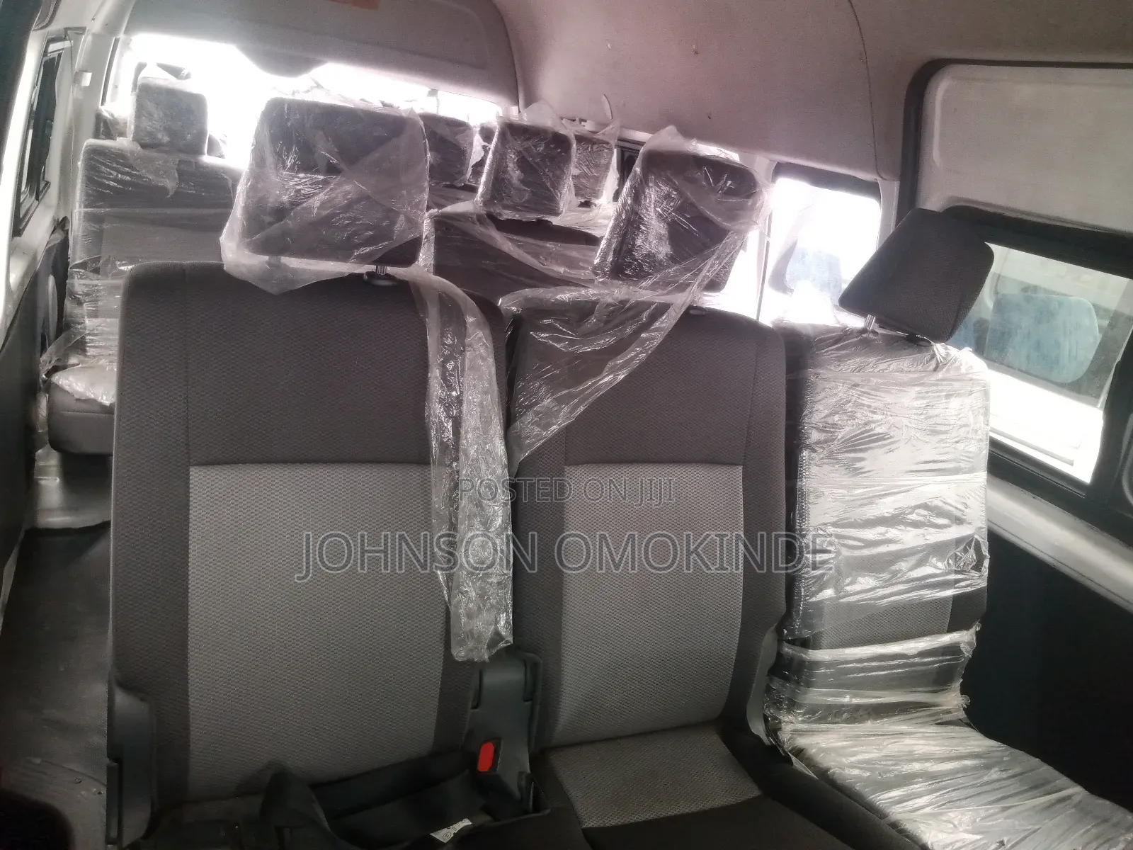 Toyota HiAce 2014 White