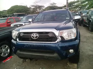 Toyota Tacoma 4dr Double Cab 5.0 ft. SB (2.7L 4cyl 4A) 2015 Blue