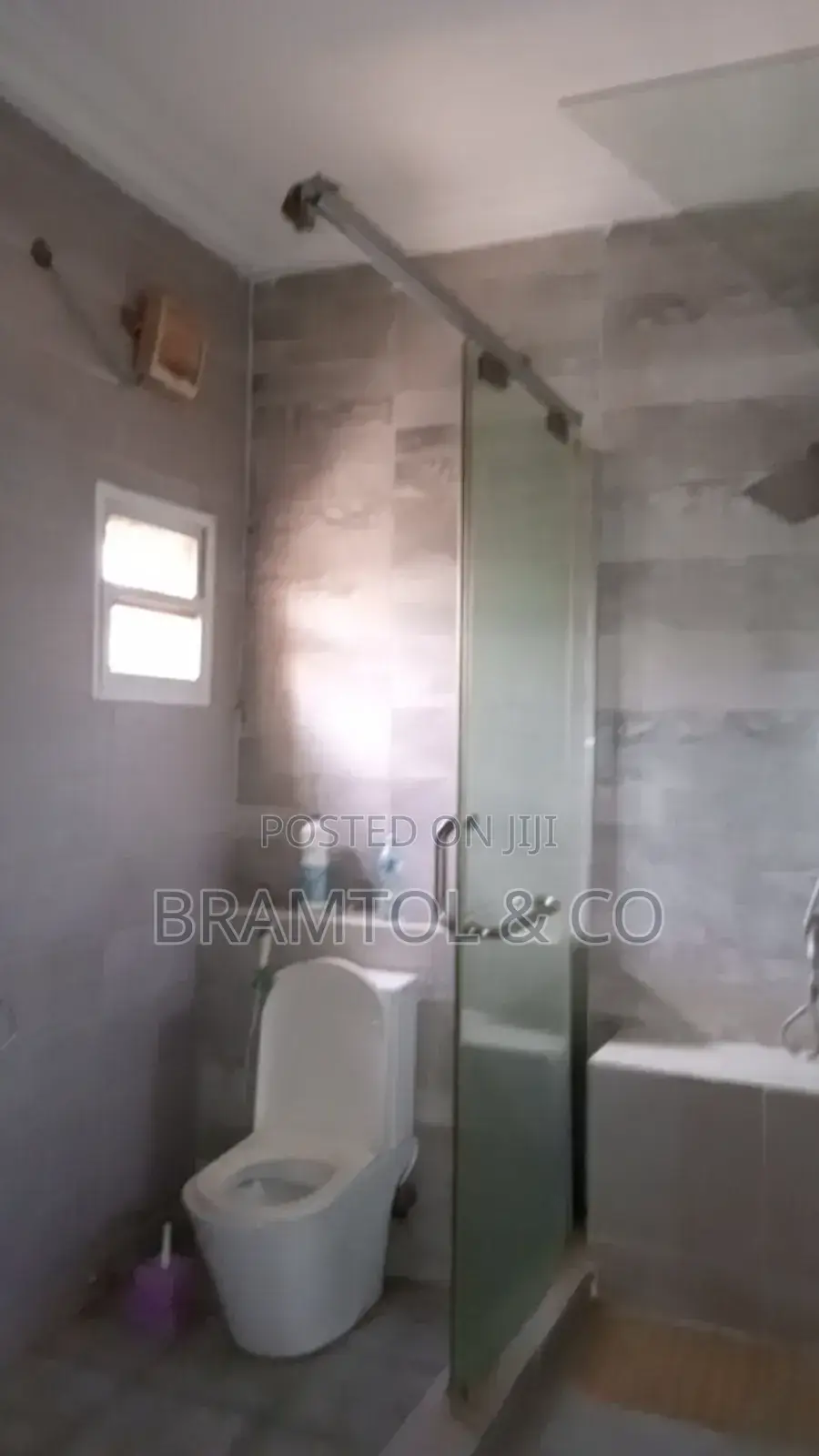 4bdrm Duplex in Apo District for rent