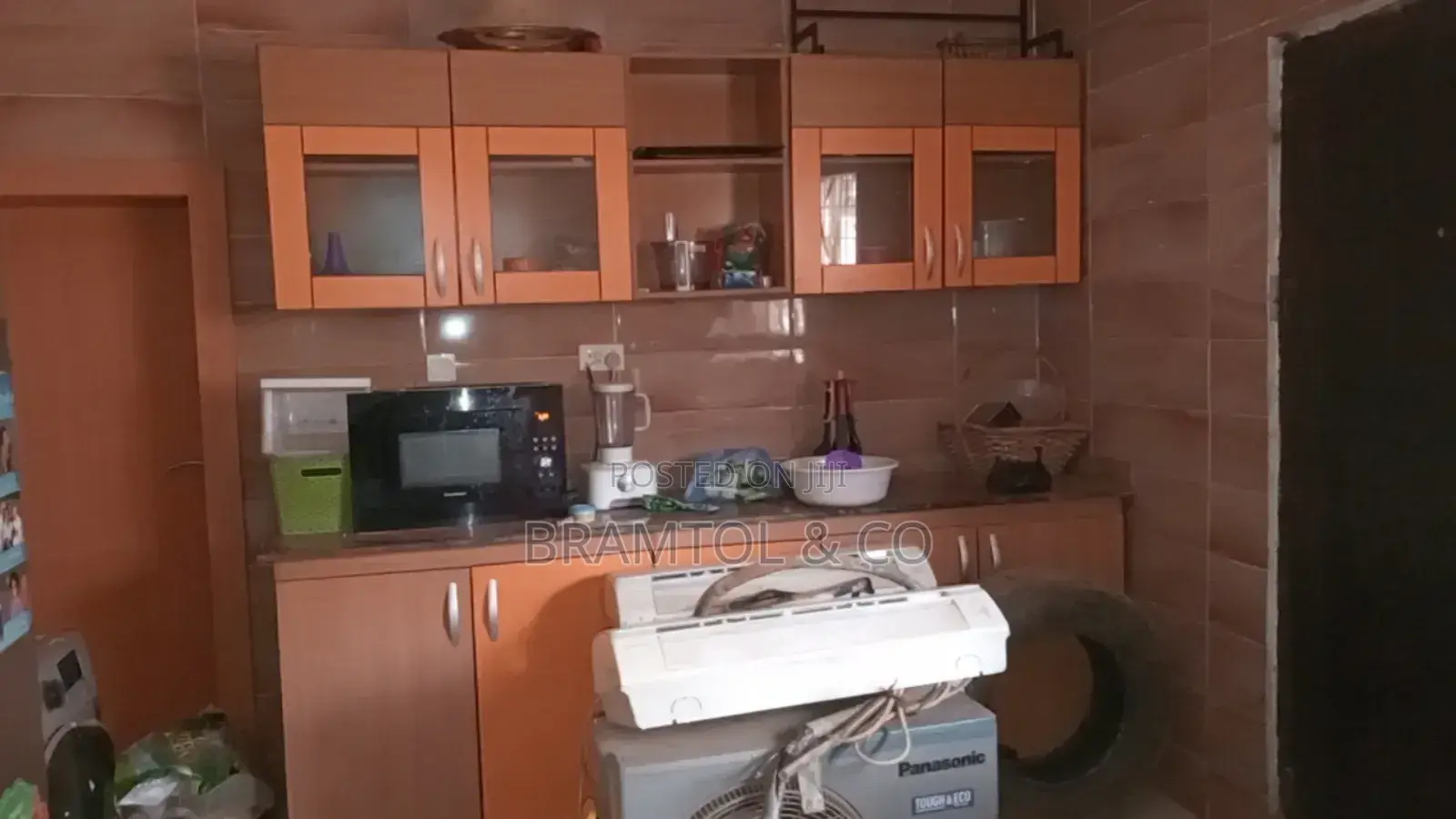 4bdrm Duplex in Apo District for rent