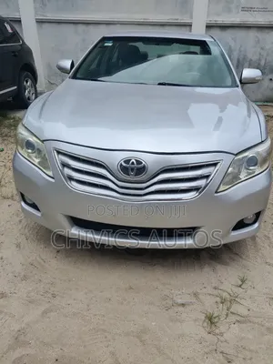 Toyoto Camry 2010