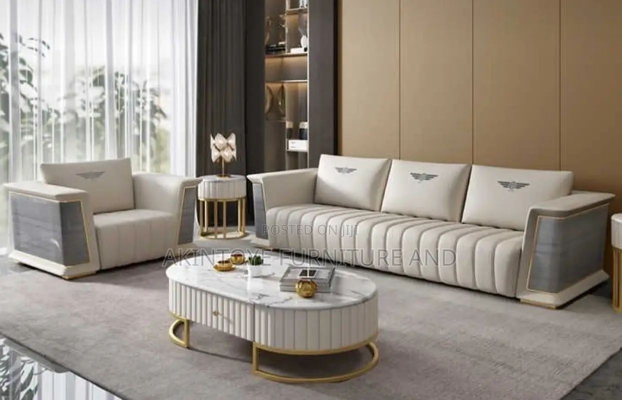 5 Sitter Sofa With Center Table