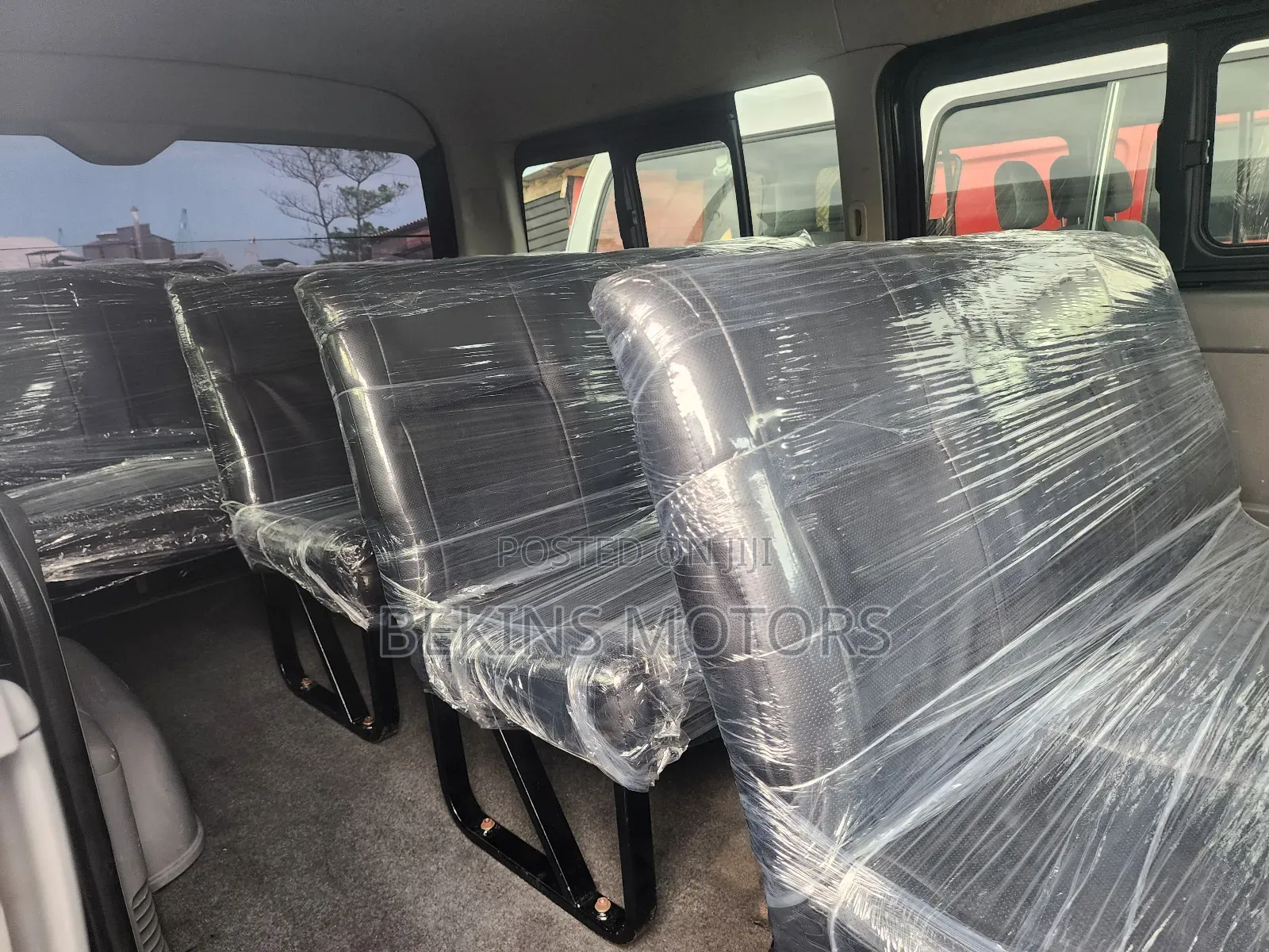 Toyota HiAce 2015 Black