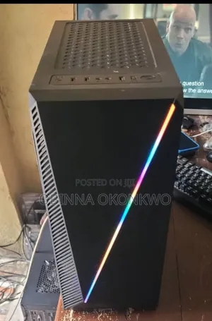 Desktop Computer CyberpowerPC 16GB Intel Core I7 SSD 512GB