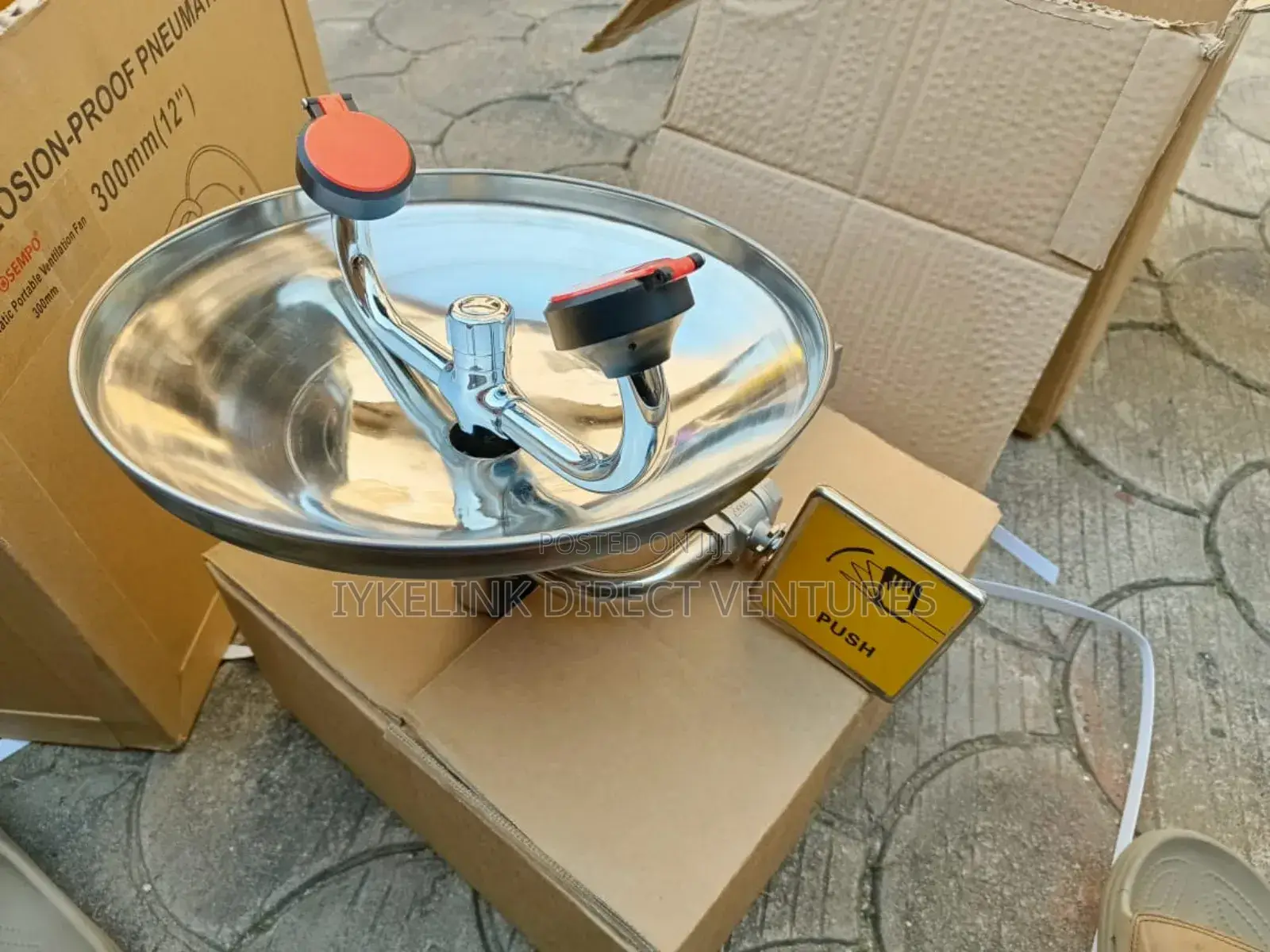 Stainless Wall Mounted Eye Wash