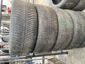 265/60/18 Michelin