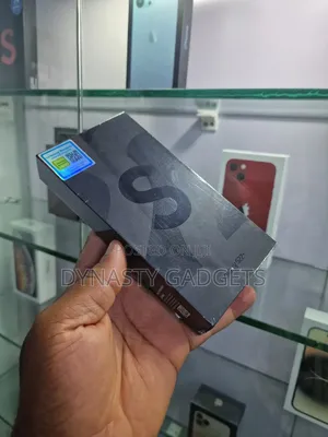 New Samsung Galaxy S22+ 5G 128 GB Black