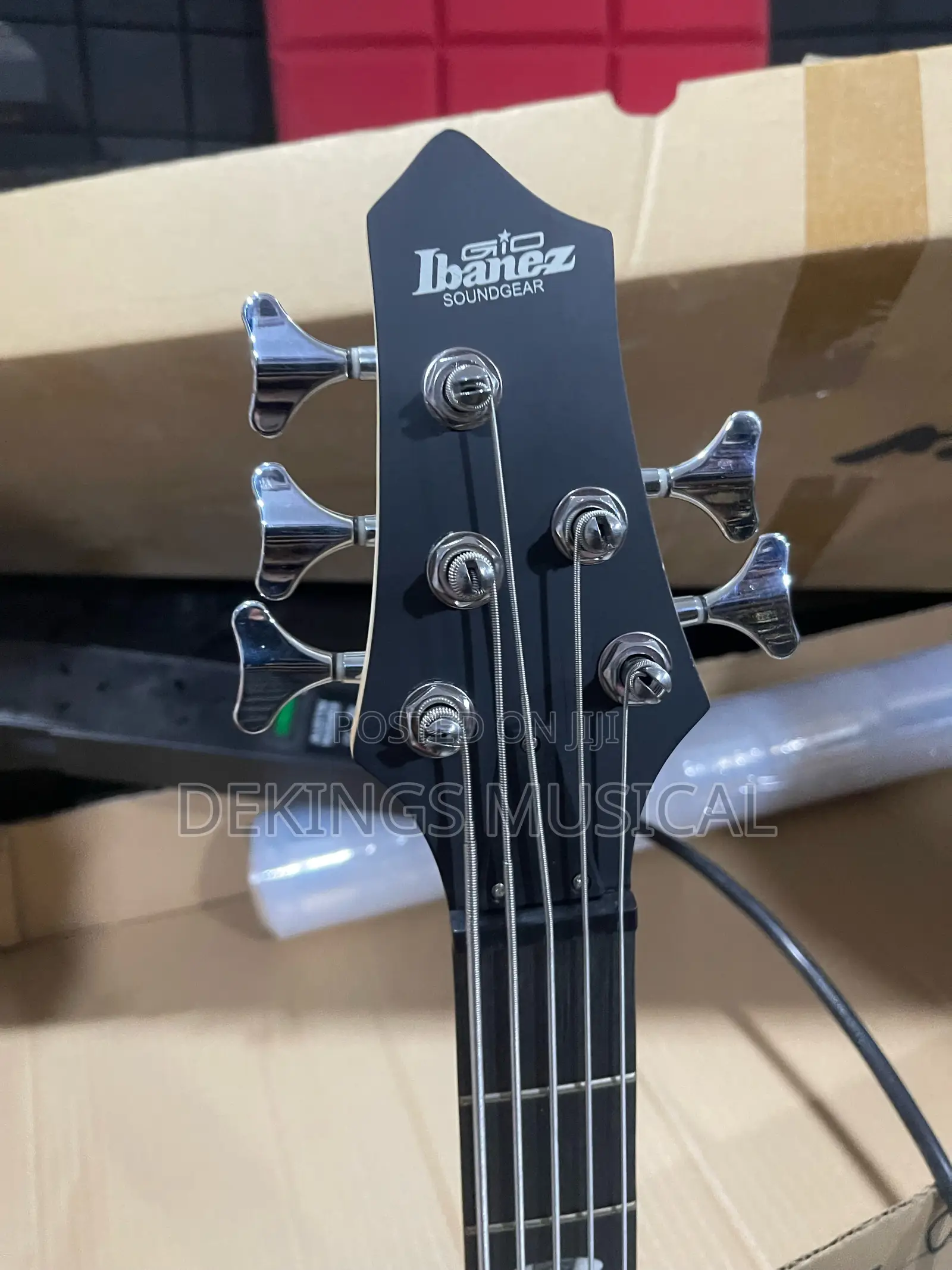 Ibanez Active 5 Strings Bass Electric Guitar
