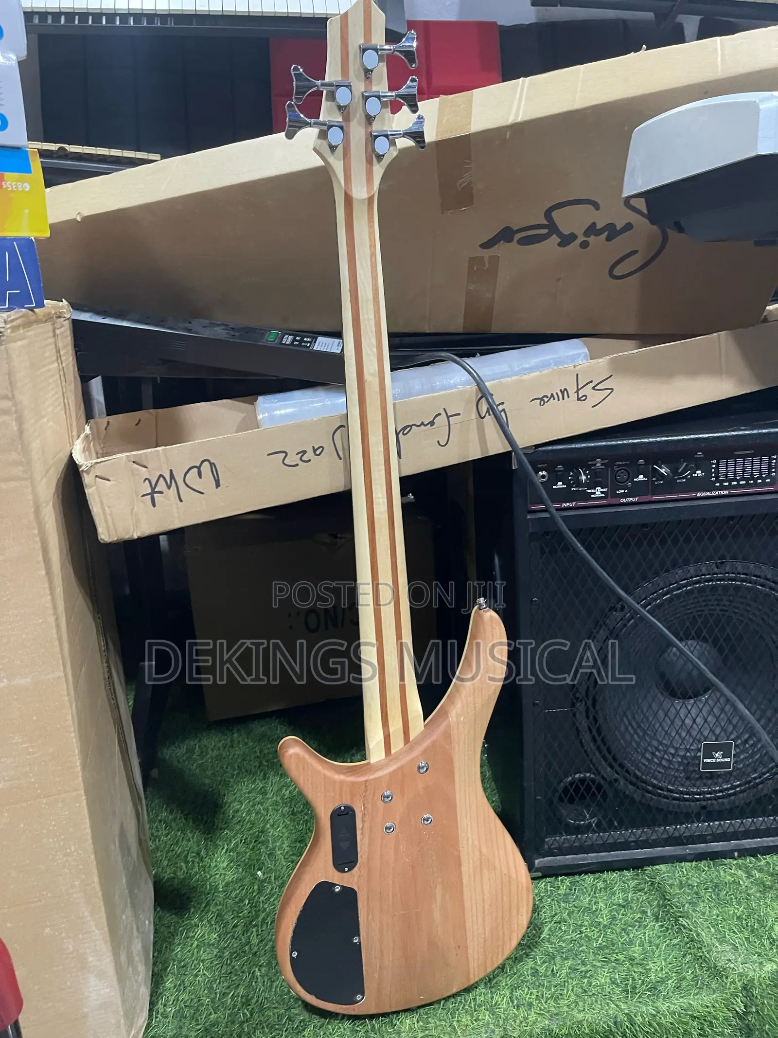 Ibanez Active 5 Strings Bass Electric Guitar