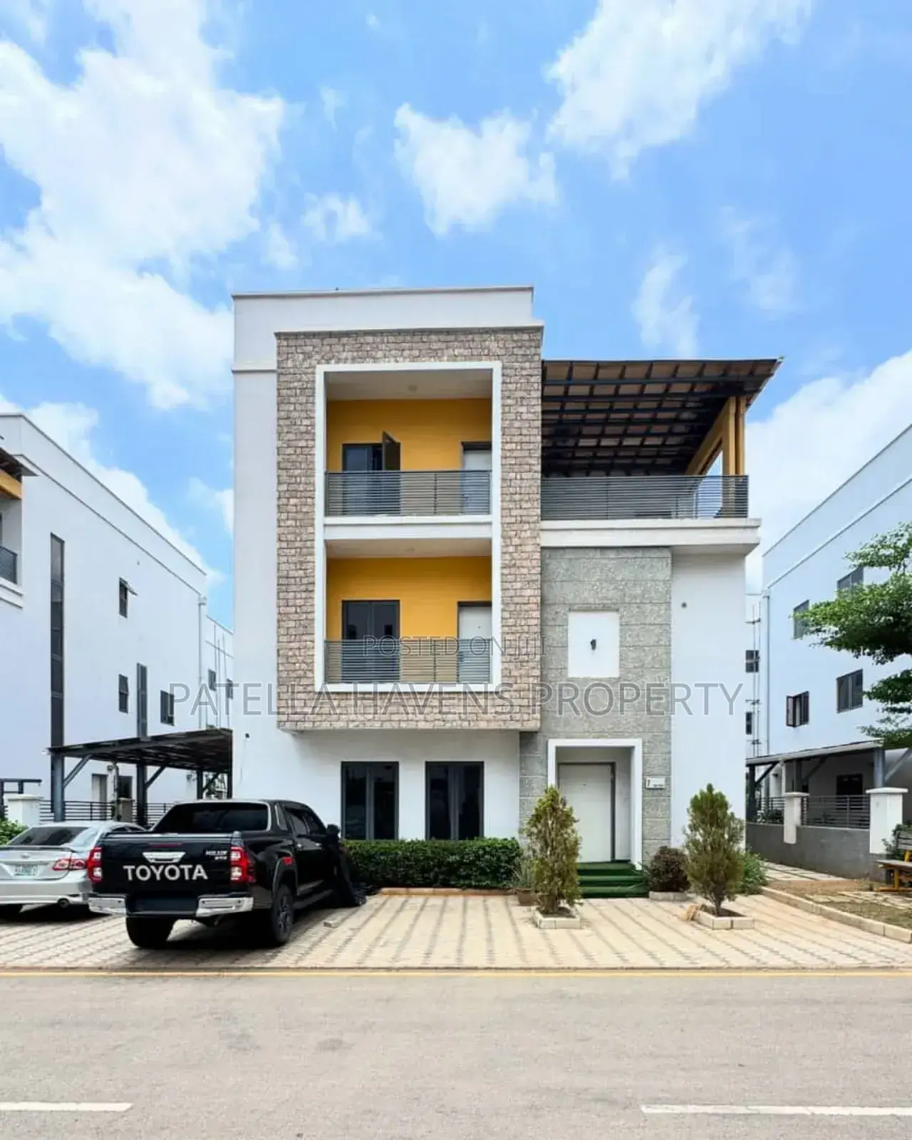 Fully Detached House
