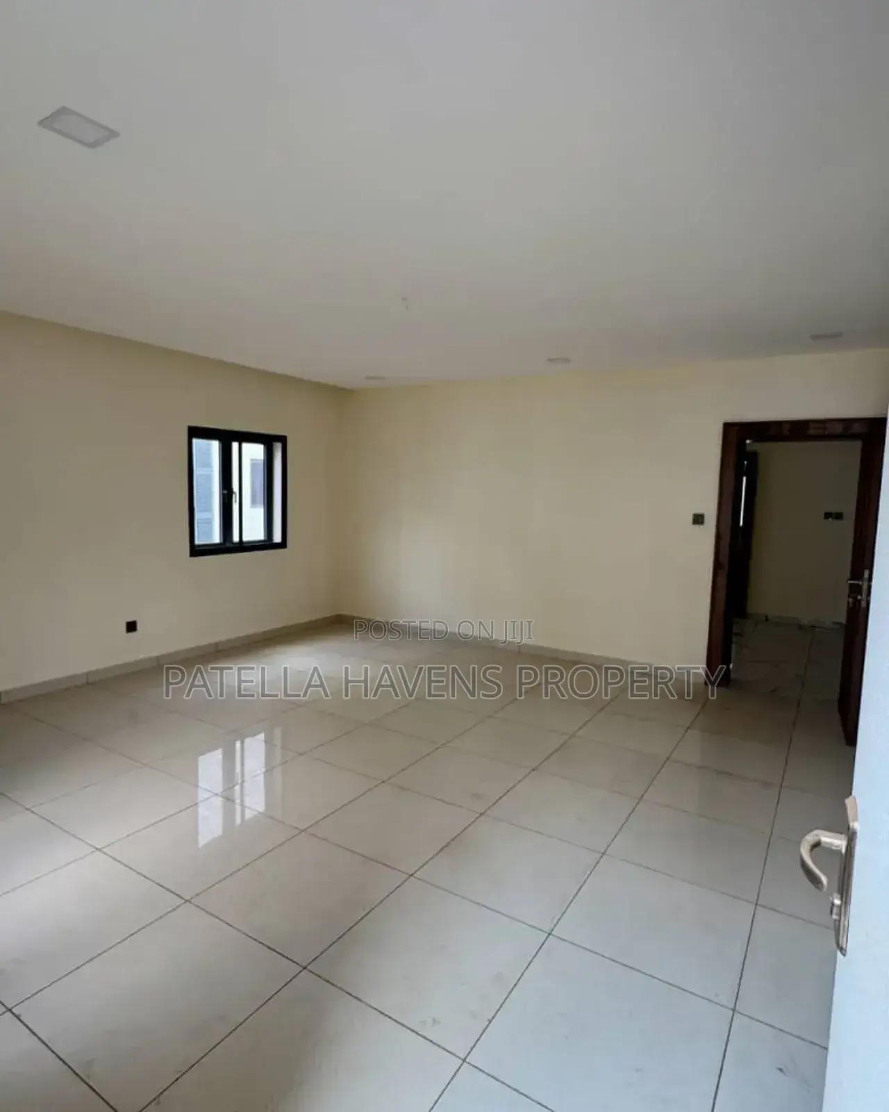 Fully Detached House