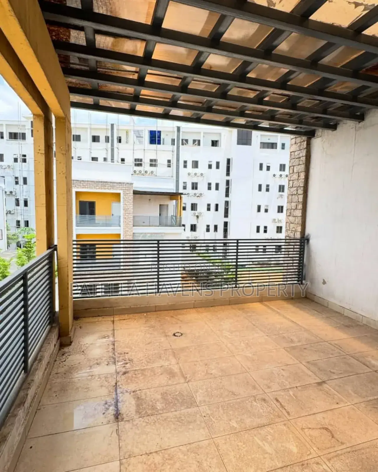 Fully Detached House