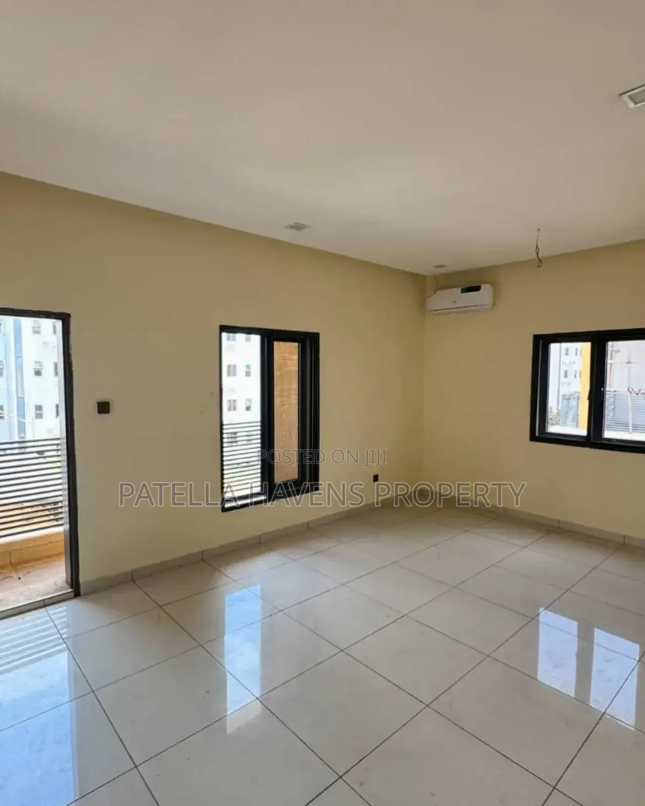 Fully Detached House