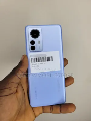 Photo - Xiaomi 12 Pro 256 GB Blue